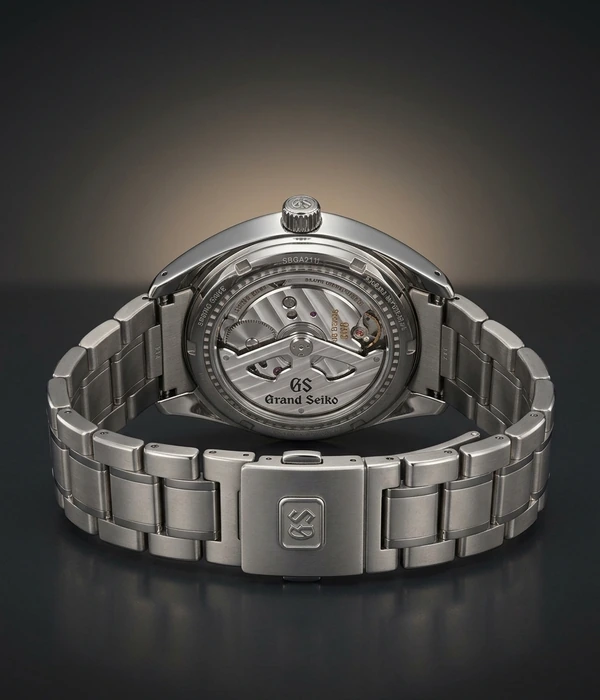 Grand Seiko Snowflake SBGA211, tagakaas ja lukk