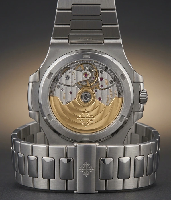 Patek Philippe Nautilus 5711/1A-010, caseback and clasp