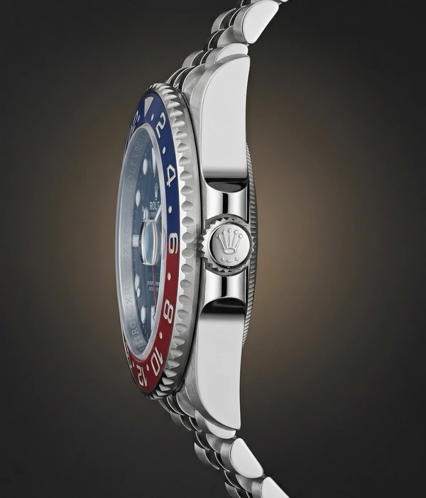 Rolex GMT-Master II 126710BLRO, case side profile and crown